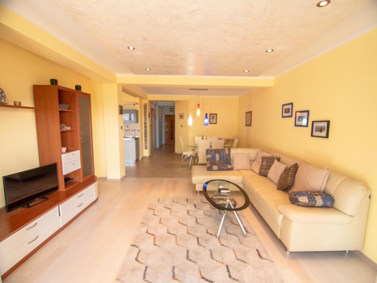 Mum'S Apartment Петровац Экстерьер фото